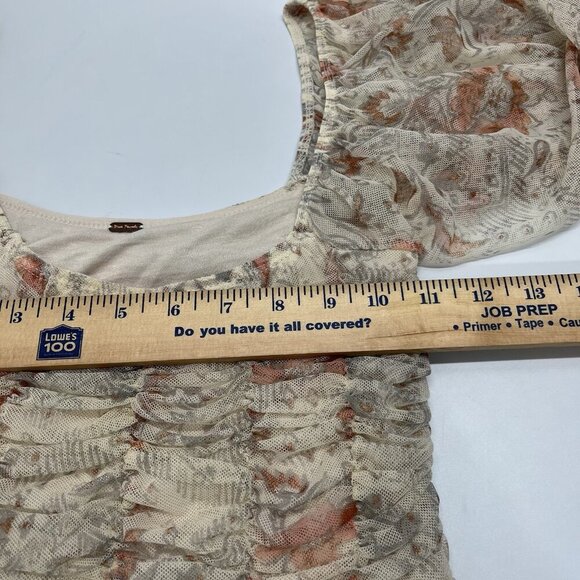 Free People Lilia Ruched Cropped Top Size S Ivory Floral Boho Coachella Party - Picture 11 of 14